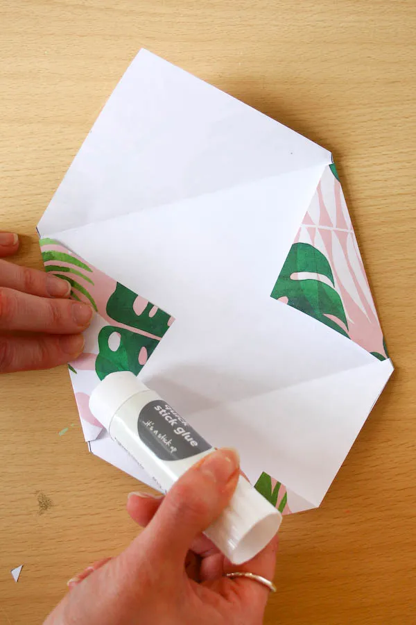 How To Upcycle Your Gift Wrapping?