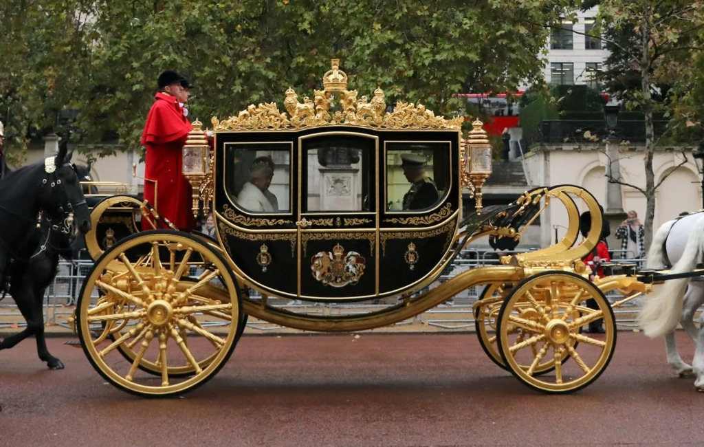 The Coronation Coach Has All Facilities