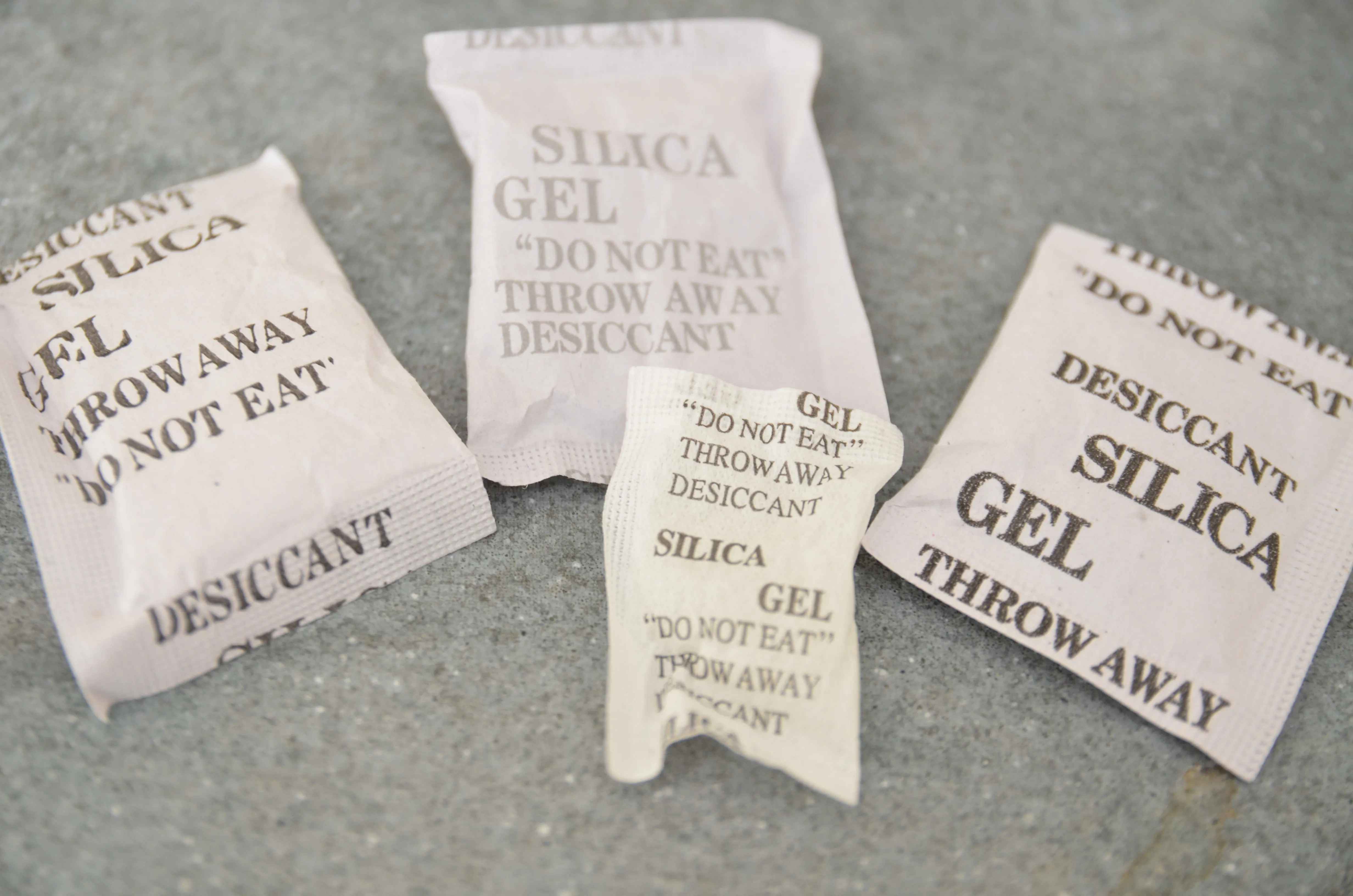 The Best Alternatives to Silica Gel: Protecting Your Belongings Safely