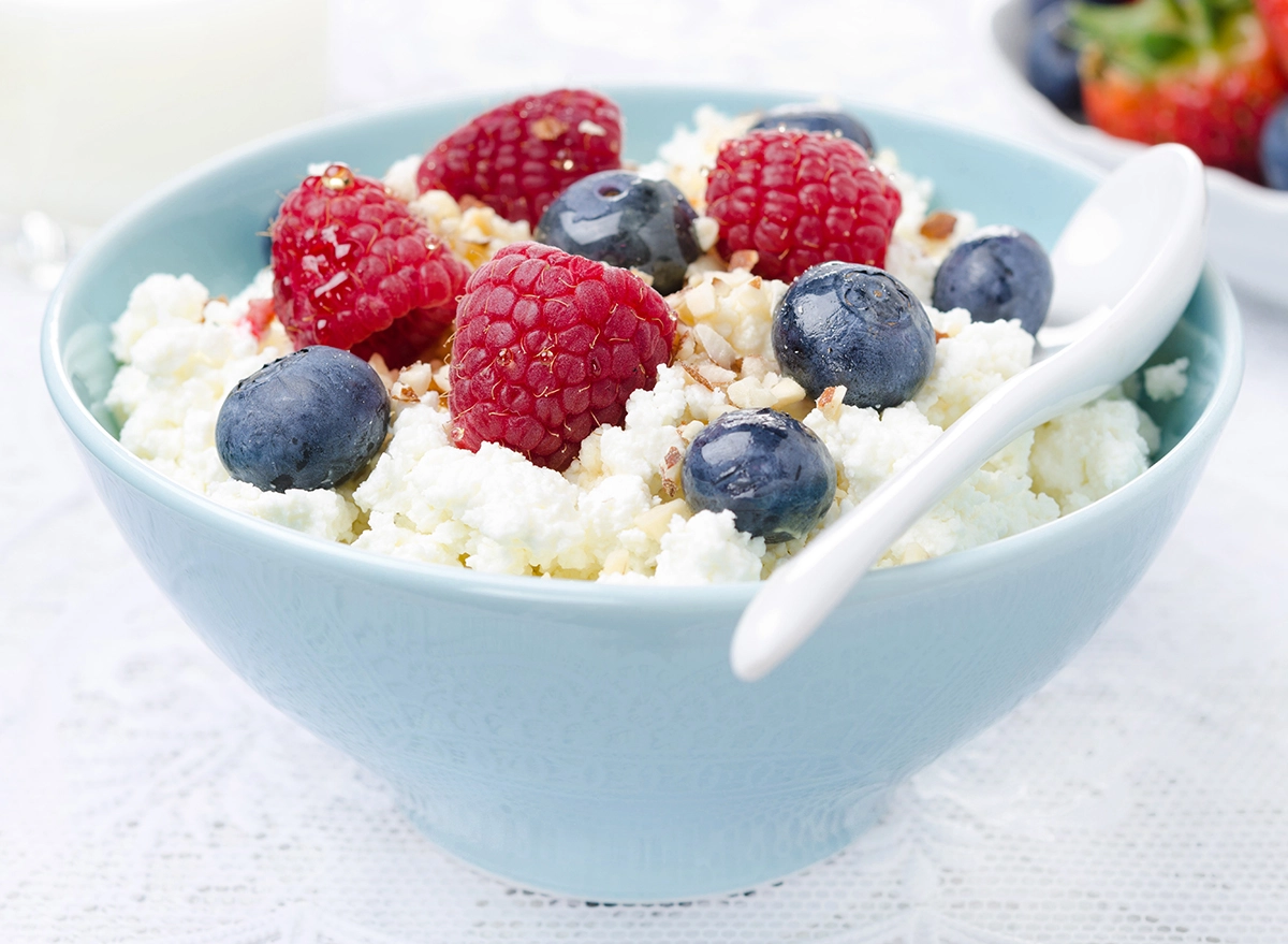 cottage cheese with fruits.jpg