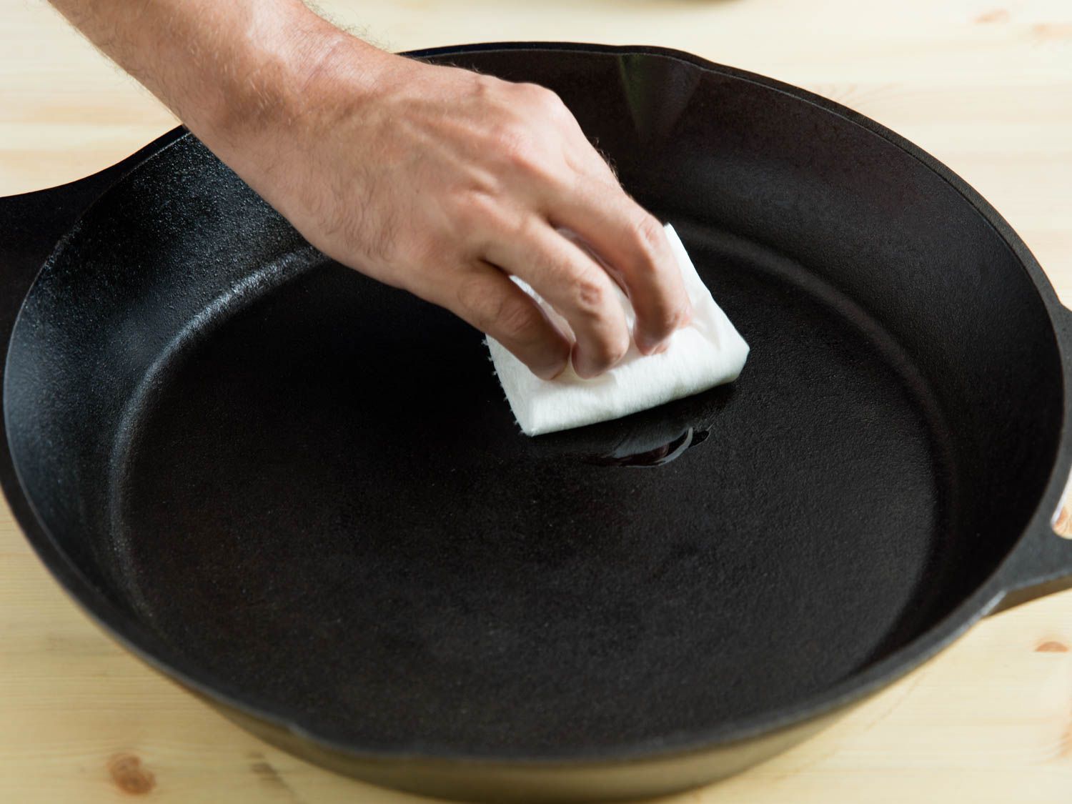 seasoning Cast Iron Pan.jpg