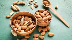 Top 5 Health Benefits of Eating Almonds